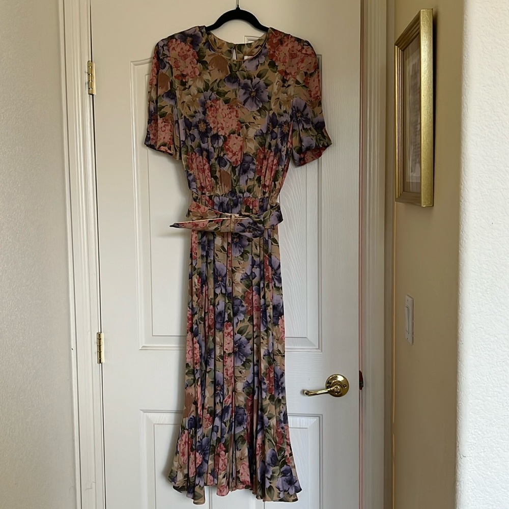 Pretty floral dress in rose, amber, green and blue with matching belt, size 4.